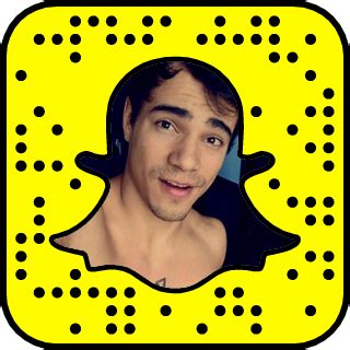 by July 6, 2015 Gay Porn Stars & Hot Guys To Follow on Snapchat [Update] Sex Hey guys, any of you using Snapchat? I’ve been playing with this popular social network these past few days and I’m looking for more gay porn stars to follow on Snapchat. Do you know any porn stars who are active on Snapchat and regularly update their Snapchat Stories?